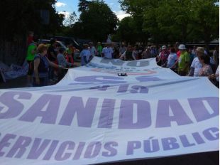 La Marea Blanca se concentra en contra de la externalización