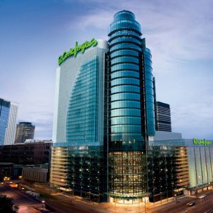 Dimas Gimeno pacta su salida de la presidencia