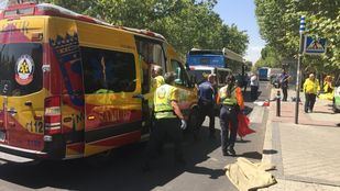 Herido muy grave un anciano arrollado por un bus de la EMT