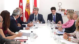 El alcalde de Alcorcón, David Pérez, en el Consejo de Gobierno que ha celebrado Garrido en el municipio.