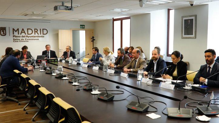 Imagen del día que quedó constituida la comisión de investigación de BiciMAD.