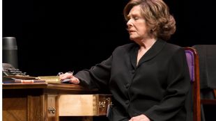 Lola Herrera entierra definitivamente a Mario