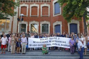 Vecinos en contra del edificio cooperativo en el solar de Téllez 2.