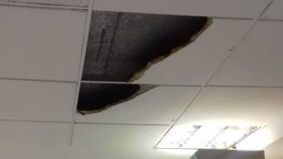 Cae un trozo de falso techo en un juzgado de Madrid