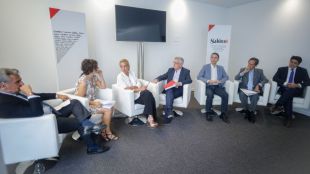 Los municipios piden poder y financiación