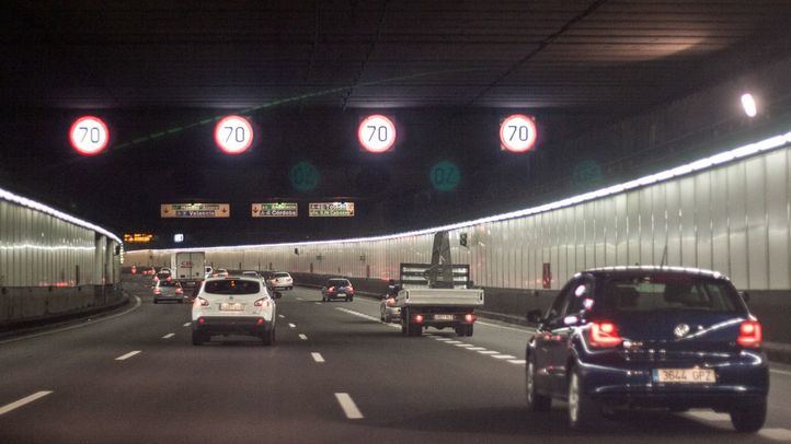 El túnel de Ríos Rosas lleva cerrado desde las 12 horas.