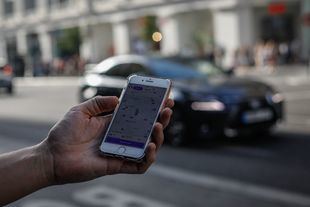 Uber multiplica por diez su servicio en la jornada gratuita