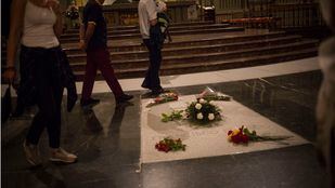 Franco será enterrado en La Almudena si es exhumado del Valle
