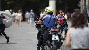 Liberan a una mujer que viajaba en un coche obligada por su expareja