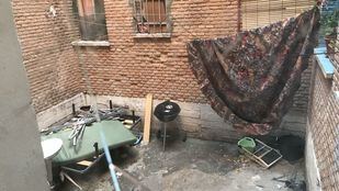 Abandonados en el centro de Aranjuez: La Regalada se marchita