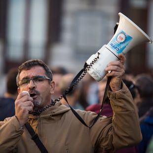 Sindicatos policiales piden una negociación directa con Carmena
