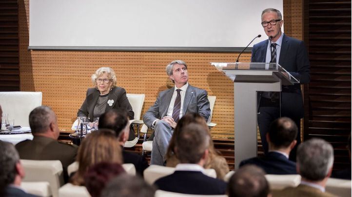 La alcaldesa de Madrid, acompañada por el ministro de Cultura y el presidente de la Comunidad de Madrid, asiste al acto de constitución del Consejo Cívico y Social de la Candidatura 'El Paseo del Prado y el Buen Retiro, Paisaje de las Artes y las Letras.
