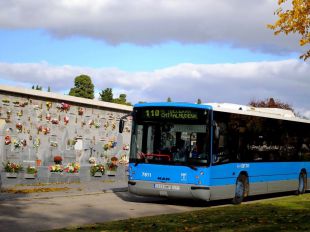 Refuerzos en ocho líneas de la EMT hacia los cementerios