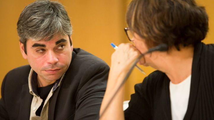 Jorge García Castaño e Inés Sabanés tras la firma del decreto para la creación de Madrid Central.