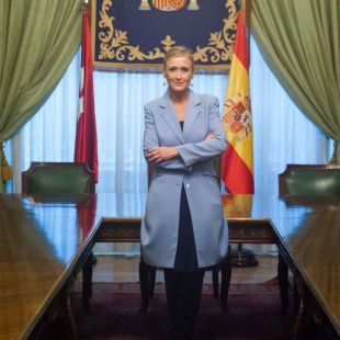 Cifuentes se colegia y ejercerá de abogada por cuenta propia