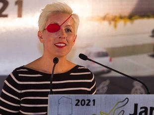 Un busto para homenajear a María de Villota en Vallecas