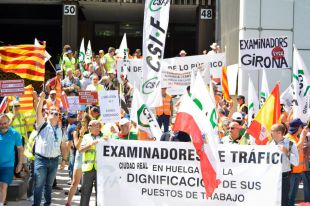 Los examinadores de tráfico amenazan con otra huelga