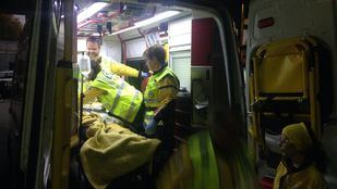 Herido grave tras ser golpeado con una botella en una reyerta