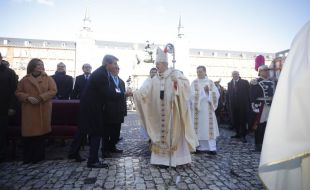 El espíritu de Franco 'resucita' en La Almudena: del “ridículo” del Gobierno a la “necesidad” de sacarlo del Valle