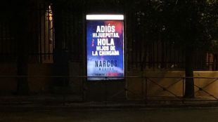 Netflix retira un cartel con la palabra 'hijueputas' junto a dos colegios