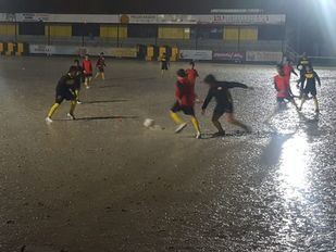 Aena y el Ayuntamiento juegan el 'partido' más largo del CD Barajas