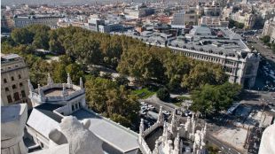 El Ayuntamiento estudia peatonalizar el eje Prado-Recoletos