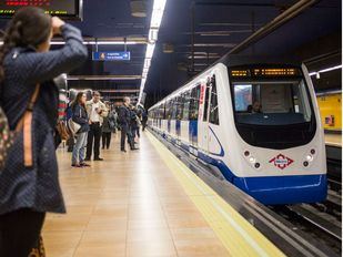 Metro detecta dos nuevas piezas con amianto en trenes