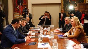 Convenio por el Bus-VAO de la A-2 y 500 millones anuales para Cercanías