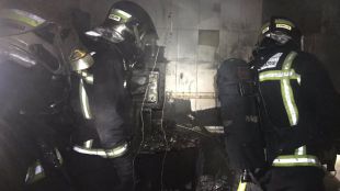 Muere un perro en el incendio de una casa en Casarrubuelos