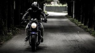 ¿Por qué necesitas usar un traje de moto?