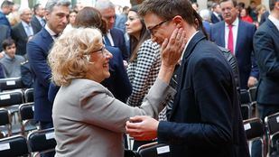 Errejón y Carmena tratan de rebajar la tensión y hablan de "suma"