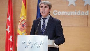Garrido, a los taxistas: "No voy a legislar para acabar con un sector"