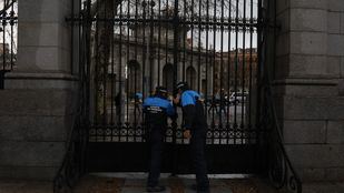 Cierra El Retiro por las fuertes rachas de viento