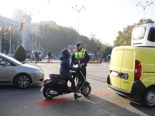 Un autobús para informar sobre Madrid Central