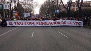 Los taxistas se manifiestan por primera vez desde el fin de la huelga