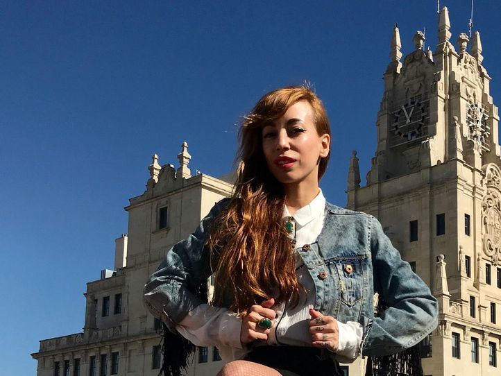 La cantante Mónica Moss.