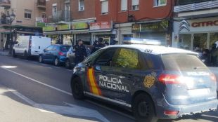 Apuñala al ladrón que trataba de robar a su hermana