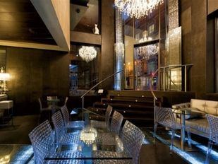 El Hotel Urban, desalojado por un incendio en una cocina