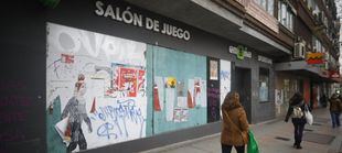 Los municipios apremian a la Comunidad a regular ya las salas de juego