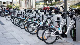 Errejón propone integrar bicis, 'carsharing' y taxis en un billete