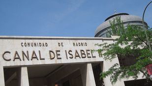 La rotura de una tubería deja sin agua a 600 vecinos de Carabanchel