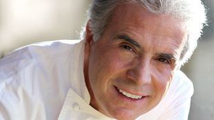 Pedro Larumbe, regreso a los orígenes con carta renovada