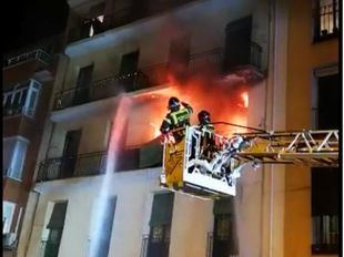 Un incendio en Arganzuela deja 11 intoxicados por inhalación de humo