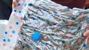 Detenidos por distribuir marihuana envasada al vacío y oculta en cojines