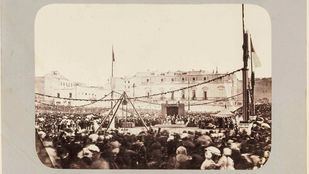 Colocación de la primera piedra de la Biblioteca Nacional de España en 1866.
