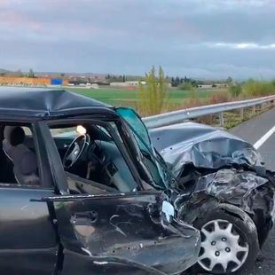 Un muerto y tres heridos en un accidente en Fuente el Saz