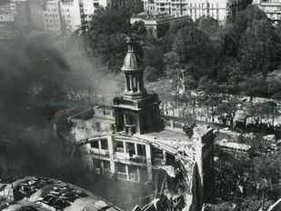 El techo desplomado y las rotativas calcinadas: incendio en ABC