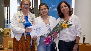 Alumnas de Balder, Zola, El Cantizal y Europeo ganan el Certamen Literario Escolar
