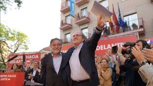 El PSOE homenajea a Rubalcaba y apuesta por la "conmoción social"