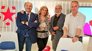 Los cronistas de la Villa critican que los políticos no tengan un proyecto de futuro para Madrid